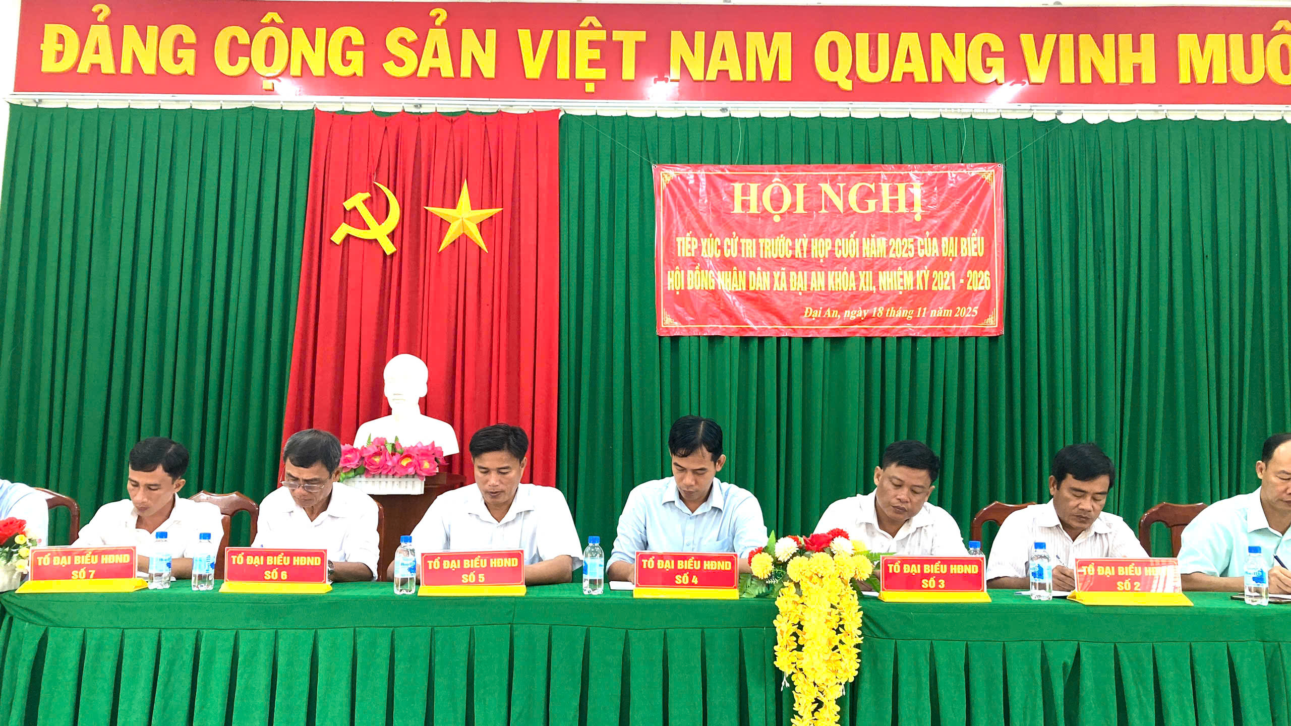 HĐND xã Đại An tổ chức Hội nghị tiếp xúc cử tri trước kỳ họp cuối năm 2025 của đại biểu HĐND xã Đại An khoá XII, nhiệm kỳ 2021 - 2026